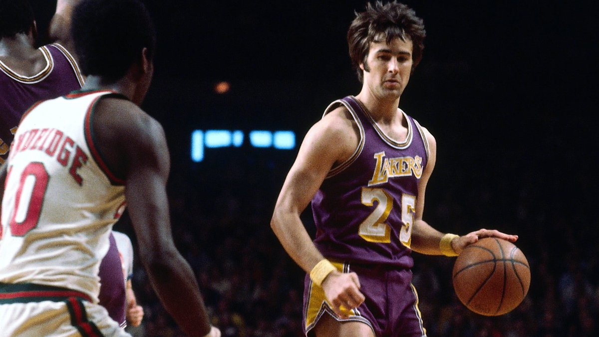 porkchopbranch's tweet photo. Today is the birthday of basketball HoFers, Moses Malone, Gail Goodrich, and @RealJasonKidd. #basketball #HappyBirthday https://t.co/PPjo0N7tFX