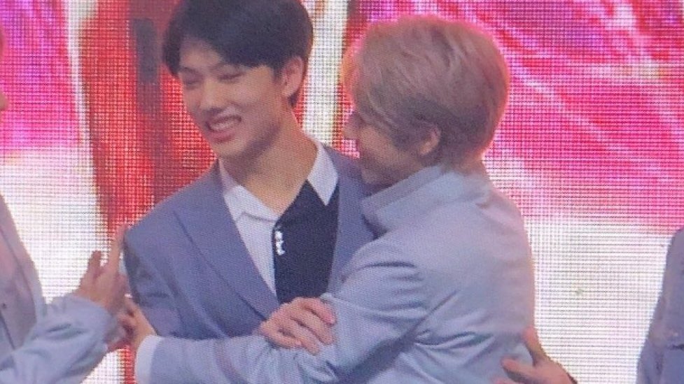 although jisung usually playfully pushes members away when they try to be affectionate he always lets renjun hug him