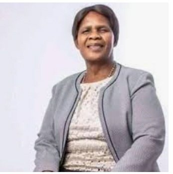 MduDlamini_'s tweet photo. *Checks Thwitha* 

 Mprue , Olwethu , Iviwe 

Me: https://t.co/VH3EKbyItL