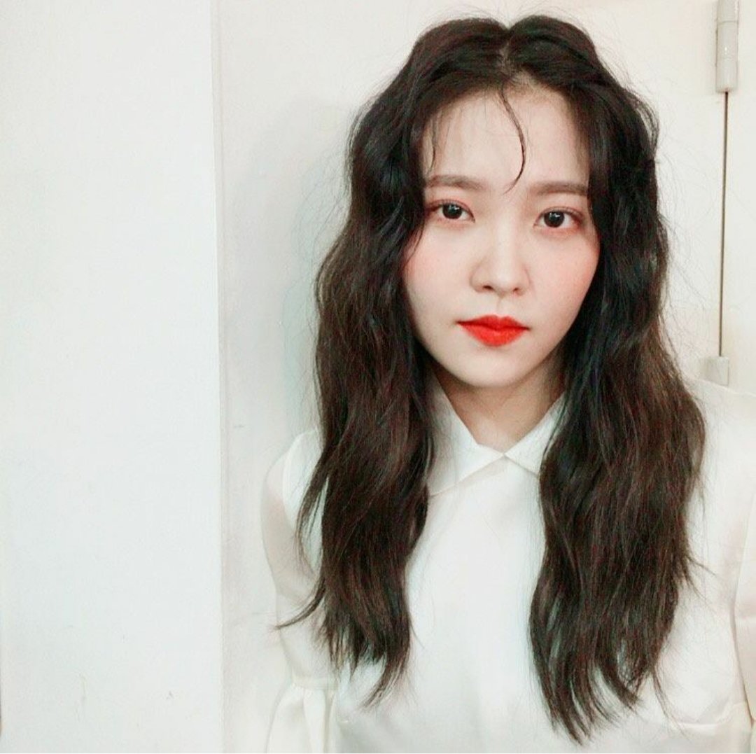 Redvelvet_sns's tweet photo. 170323-레드벨벳 공식 인스타그램 계정 
<#thecelebrity> #YERI #예리 https://t.co/omsSDaqWaO