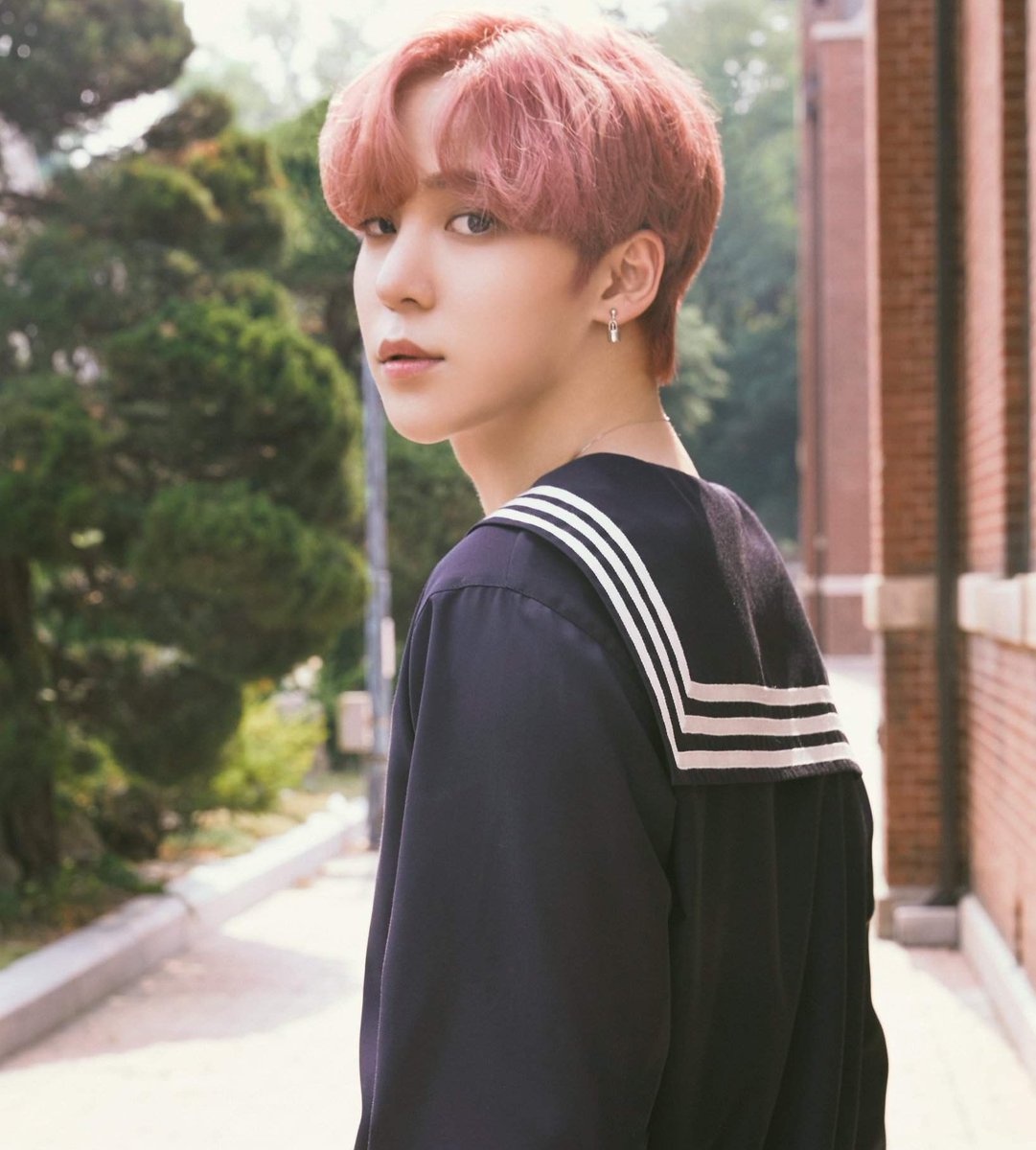 ateez_charts's tweet photo. HAPPY BIRTHDAY YUNHO 🎉
⠀
#CelebrateforYuyu
#티니들의행복_윤호야_생일_축하해
#윤호 #ATEEZ #에이티즈 @ATEEZofficial https://t.co/pNRdwigdyJ