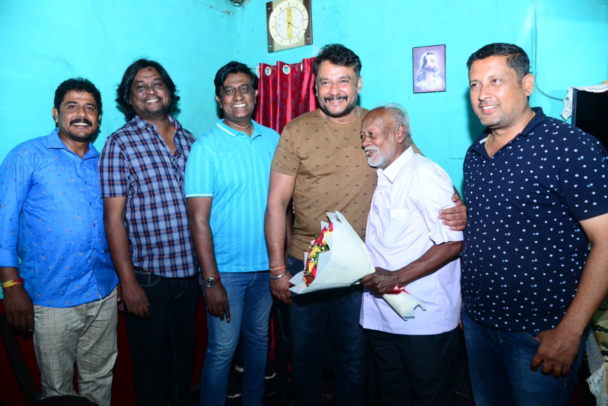dasadarshan's tweet photo. Sarathi meets the real sarathi who used to be KSRTC bus route driver of Our school, today Meet &amp; wished him on his 80th birthday and  took his blessings https://t.co/prEQOd4ZZk
