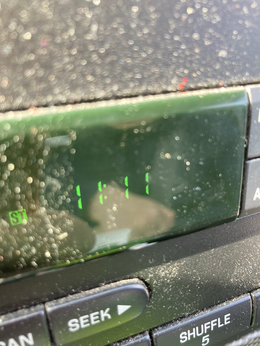 danielwead's tweet photo. The binary programmer in me always gets so turned on looking at a clock this time of day https://t.co/Ax45OFB2P5