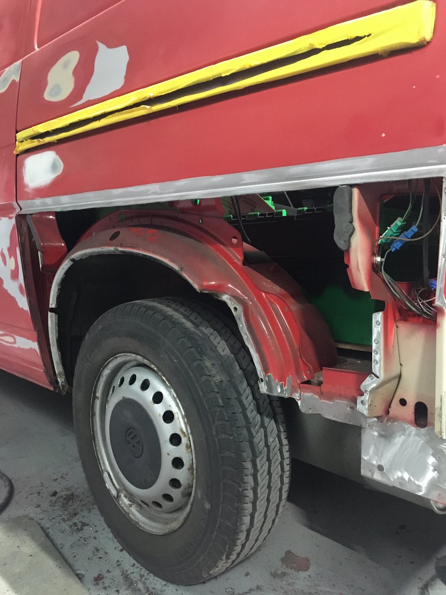 colourcubeauto's tweet photo. She looked a little sad a few months ago, but not anymore! ❤️ 
#huddersfieldaccidentrepair #huddersfieldbodyshop #lightcommercial give us a wave when you see us! https://t.co/XjaKNR7Vp7