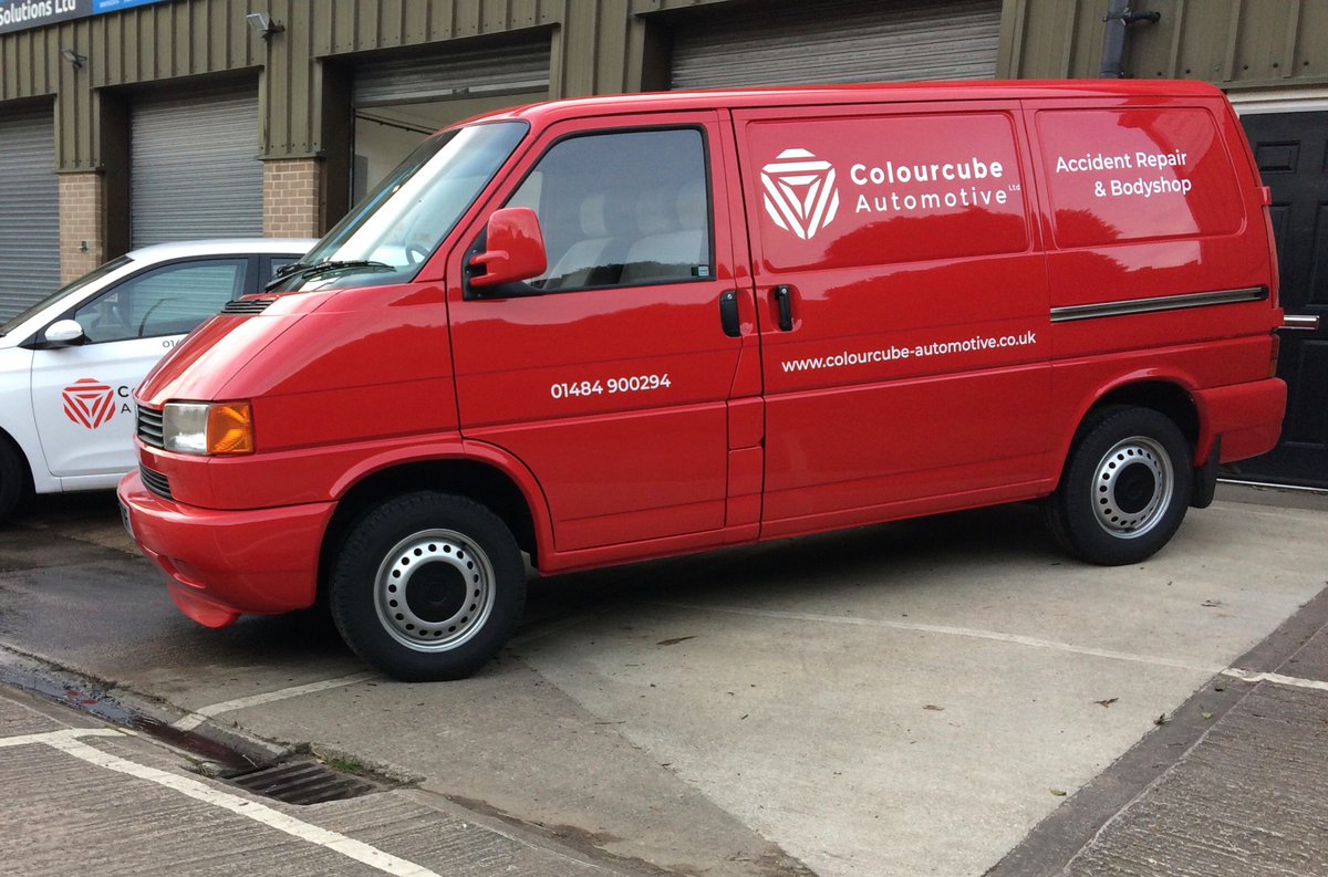 colourcubeauto's tweet photo. She looked a little sad a few months ago, but not anymore! ❤️ 
#huddersfieldaccidentrepair #huddersfieldbodyshop #lightcommercial give us a wave when you see us! https://t.co/XjaKNR7Vp7