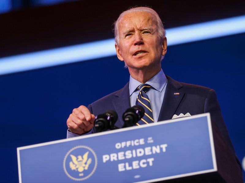 Automotive_News's tweet photo. Two U.S. senators press Biden to set end date for ICE vehicle sales https://t.co/rvz4DRKq5r https://t.co/QD1taQW7on