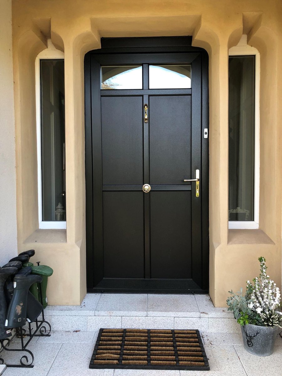 residence9's tweet photo. Residence Collection Doors aren't just French Doors! You can make a variety of single doors too! Here is a selection we have been sent by homeowners and installers which may inspire youπͺπ #doors #residencecollection #engineereddoors #timberalternative https://t.co/w0Lx4dVEi7