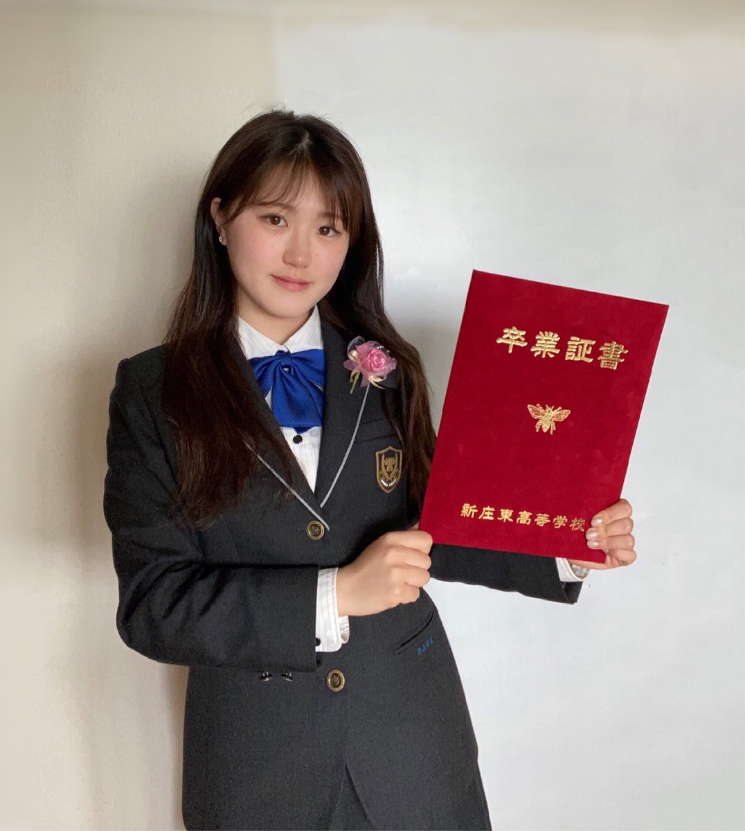 oliolicnm's tweet photo. 2021.03.22🌸　高校卒業致しました！ https://t.co/GsiWnycJJd
