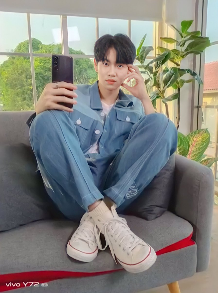 ice_eepp's tweet photo. โหหหโคตรจะน่ารักเลย 
เหมาะสมอะไรขนาดนั้นอะ ㅠㅠ 😭

#VivoY725GLaunch #5Gเข้าถึงทุกที่ทุกเวลา 
#หยิ่นวอร์ #warwanarat #yinyin_anw https://t.co/hGERbw2uNb