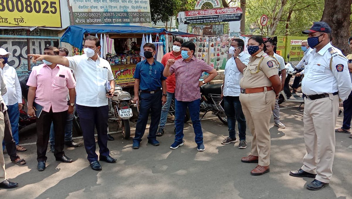 FarukShah_MLA's tweet photo. Surveyed multiple chowks of city to arrange foot over bridges to reduce traffic .@asadowaisi @InfoDhule @SpDhule https://t.co/3iGTZ9CTQk