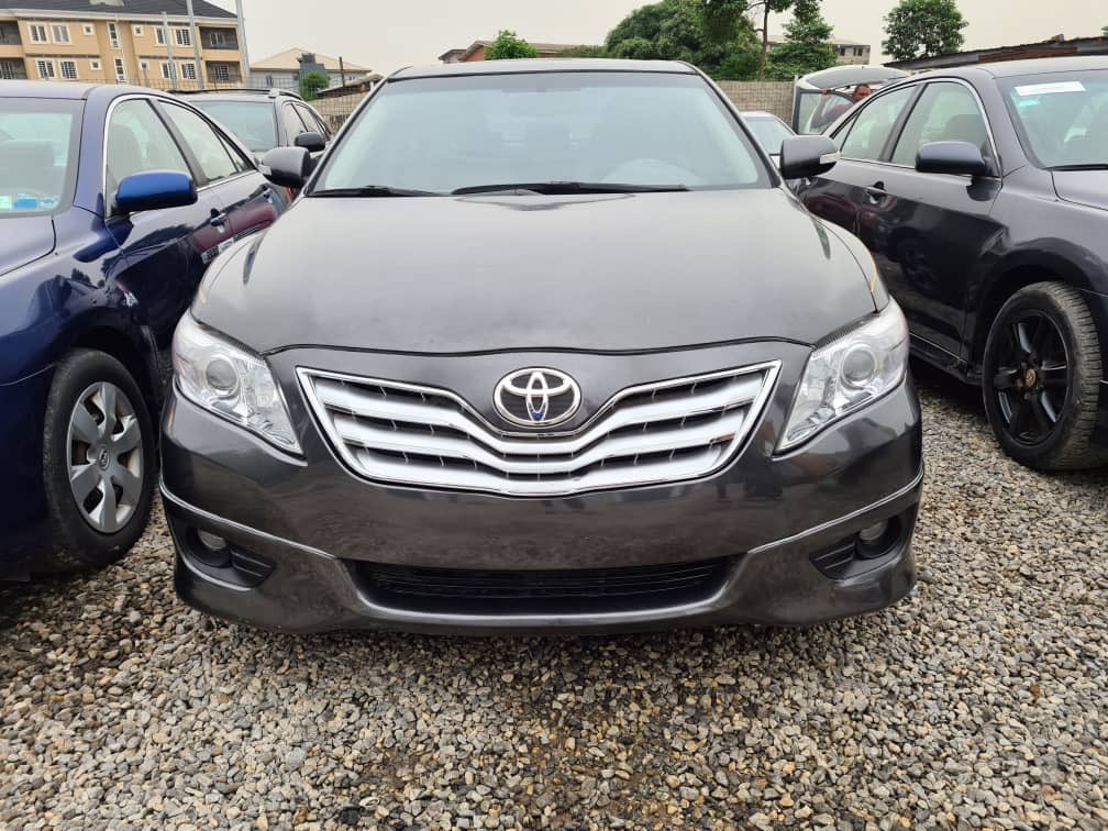 kingcars20's tweet photo. Naija used
Toyota Camry sport
2010 model
2.250m
๐ Lagos
โ๏ธ 07088927769
โ๏ธ 07080103641
Kindly help retweet if you come across this advert
#AdekunleGold #BuhariMustGo Don Jazzy #MondayMotivation #gistlover #NNPCAuditReport
@KingsmenAuto @Naijautotraders @KingMenoIII @wizkidayo https://t.co/iVQdGw1yuZ