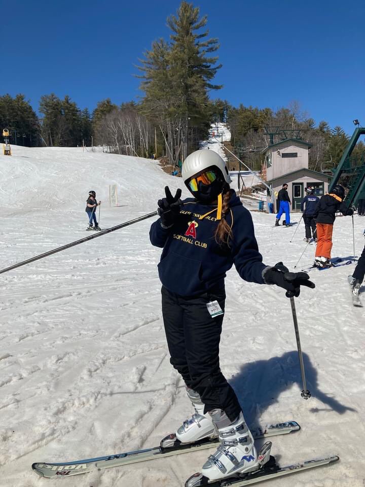 JosephFDixon's tweet photo. So yesterday was amazing @KingPineSkiArea and please pass on a big thank you to everyone at the Pine Cone Cafe for everything they do! Still the #bestfriesever BTW, can I get a note for work this week?? https://t.co/YCS4kpSKVr