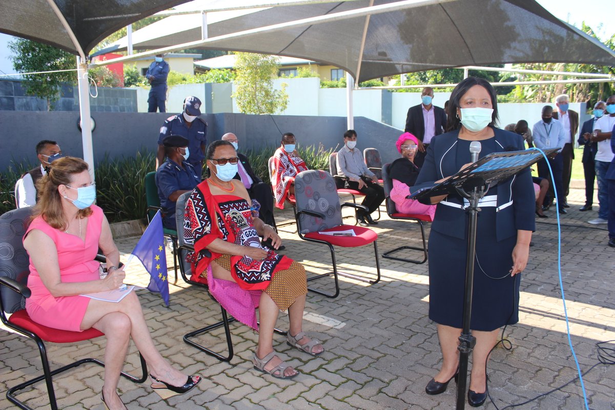 EUinEswatini's tweet photo. On 19 March 2021, EU Ambassador to Eswatini, @aragones_h attended the launch of the national COVID-19 vaccination campaign. The event held in Mbabane also saw the Acting Prime Minister, Themba Masuku, publicly taking the AstraZeneca vaccine and encouraging all Emaswati to do so. https://t.co/jYdniVQmNy