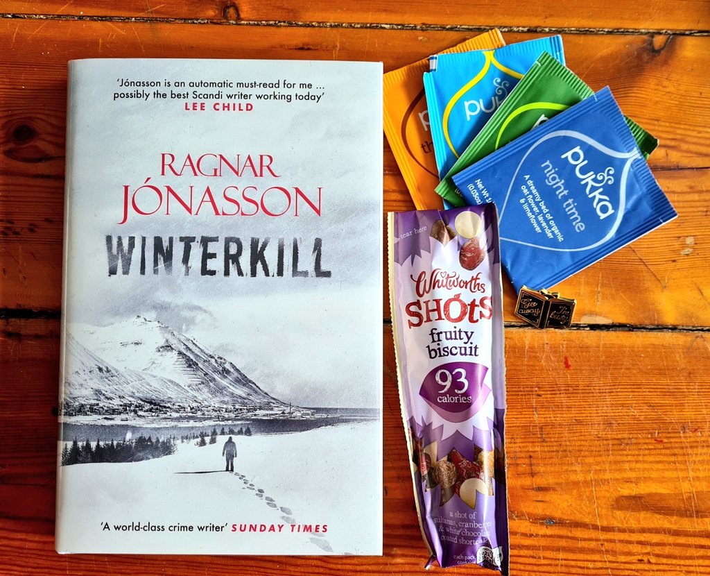 dakegra's tweet photo. Competition prize #bookpost from the lovely @annecater! Signed, limited edition copy of the brilliant Winterkill by @ragnarjo, published by @OrendaBooks. Along with some tea and a cat book pin badge! Thanks! #HappyBirthdayRandomThings https://t.co/1yl2hp41Eq