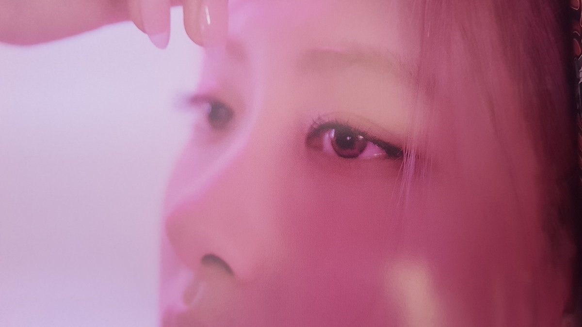 rosé pics tweet media