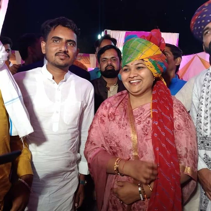 HanumanVeerGur5's tweet photo. श्रेष्ठ वही है जिसमें...
दया हो, कमजोरी नहीं.
ज्ञान हो, अहंकार नहीं !!
#Bemisal_leadership 👍👍
#MLA Indira Meena #Bamnwas
@IndrajGurjarinc @1stIndiaNews @devrajmeena35 https://t.co/d86gfK9rh3