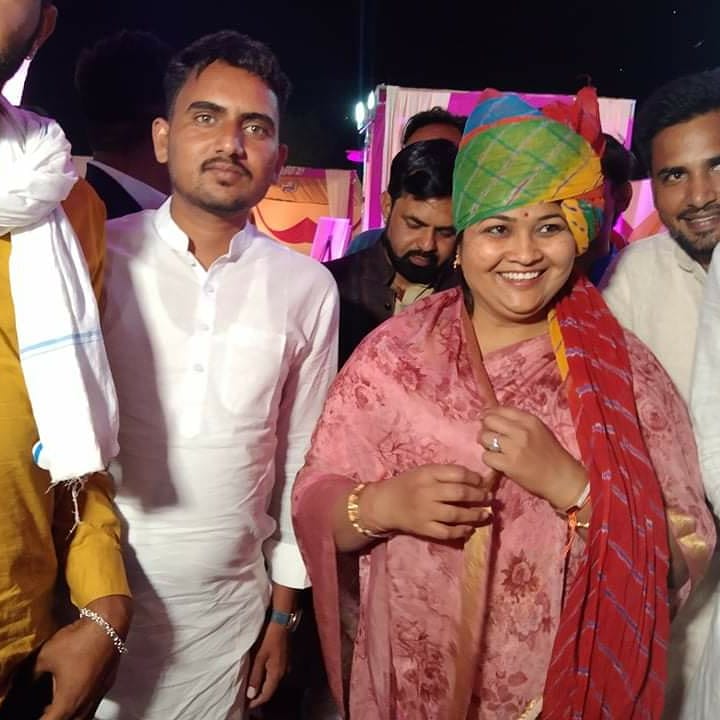 HanumanVeerGur5's tweet photo. श्रेष्ठ वही है जिसमें...
दया हो, कमजोरी नहीं.
ज्ञान हो, अहंकार नहीं !!
#Bemisal_leadership 👍👍
#MLA Indira Meena #Bamnwas
@IndrajGurjarinc @1stIndiaNews @devrajmeena35 https://t.co/d86gfK9rh3