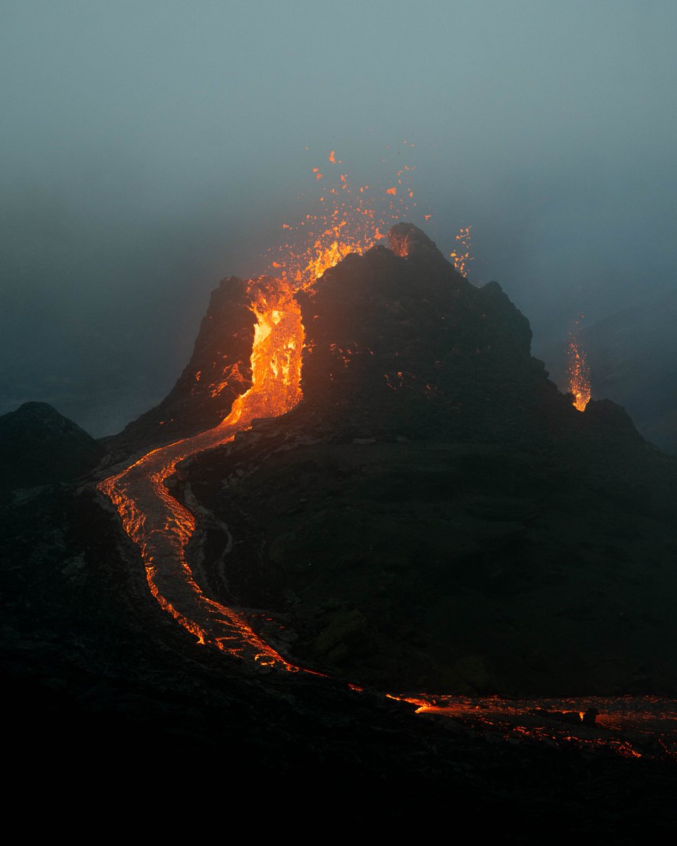 SorelleAmore's tweet photo. Iceland, the land of fire and ice.

#iceland #nature #volcano https://t.co/rZbksjNfzh