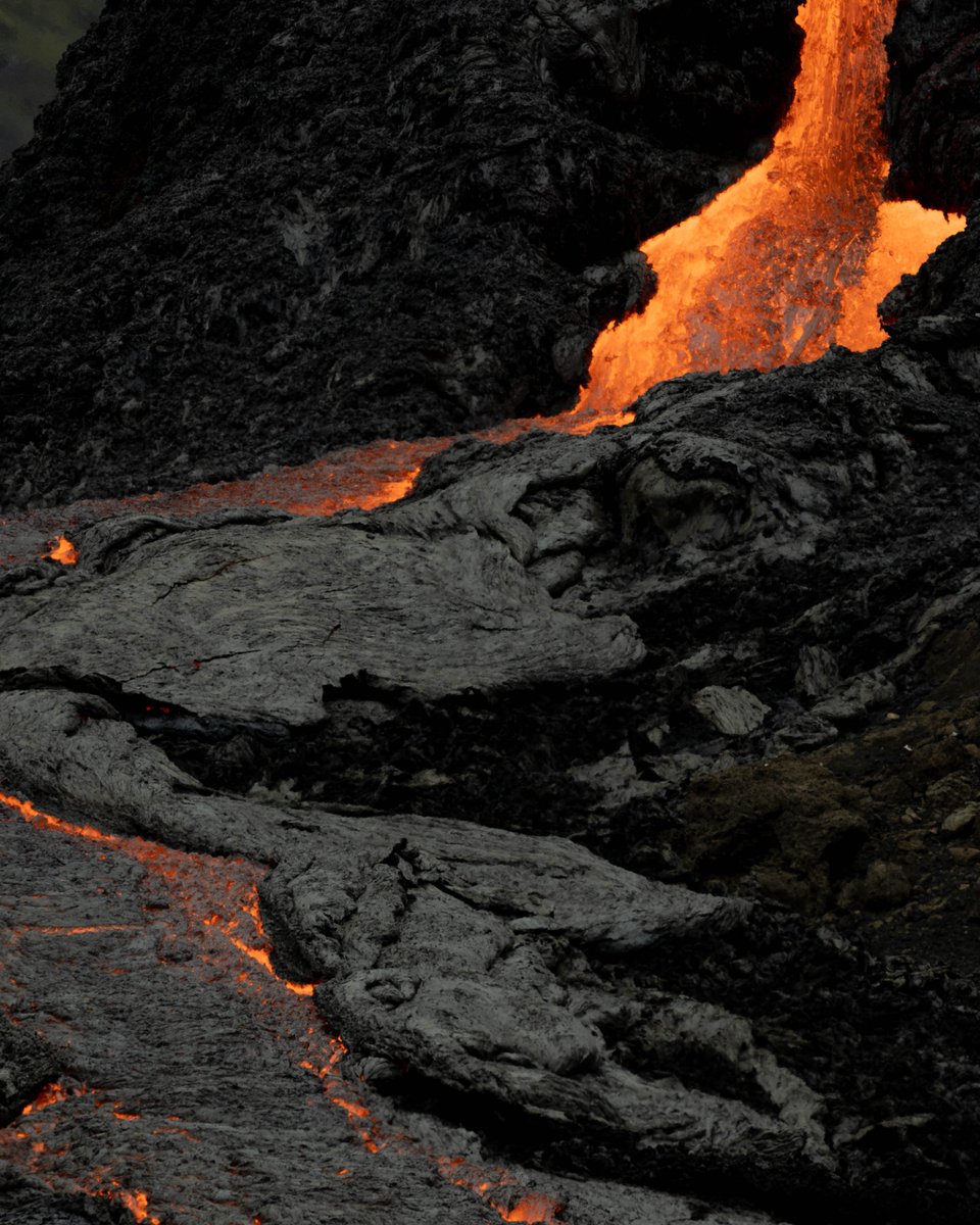 SorelleAmore's tweet photo. Iceland, the land of fire and ice.

#iceland #nature #volcano https://t.co/rZbksjNfzh