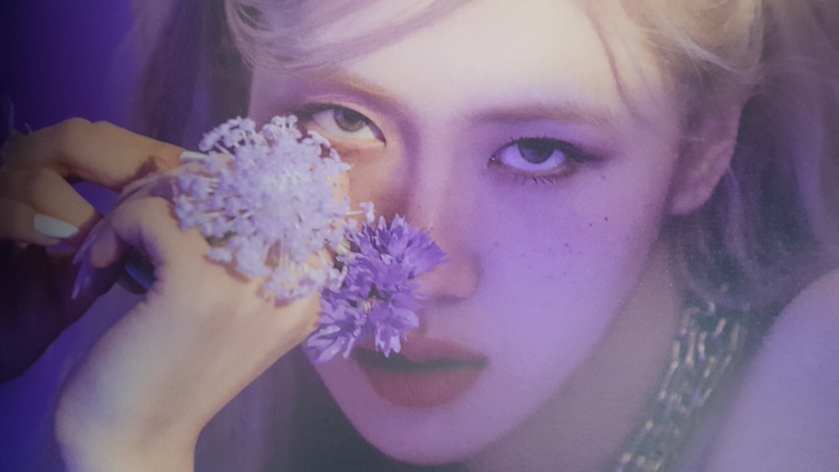 rosé pics (@lqofrose) on Twitter photo 