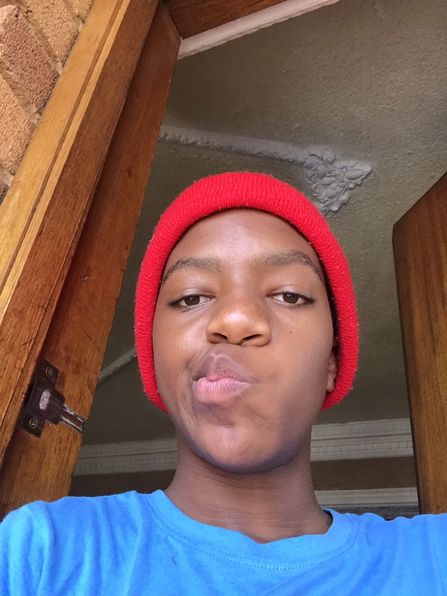 OMAANNNx1's tweet photo. SELFIE DUMP https://t.co/FUCP4QZnXk
