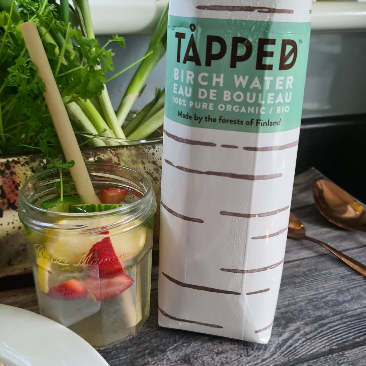 Wholemeal Hemp Protein Pancakes with Raspberry Jam &amp; Coconut Yoghurt.

A healthy pancake made with organic wholemeal flour, soya milk, 🍌 baking powder &amp; <a href="/goodhempfood/">Good Hemp</a> protein powder.

Layered with no added sugar raspberry jam.

A refreshing glass of birch water + 🍋 🥒 mint &amp; 🍓