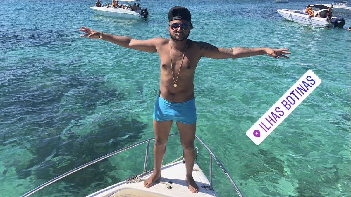 Dieguinhodjo's tweet photo. Viver
E não ter a vergonha
De ser feliz🎶🎼 https://t.co/Zq94nsb7eL