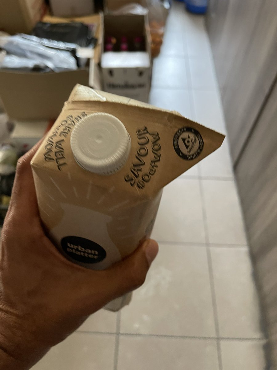 abbirdin's tweet photo. @urban_platter #expiredfood pls refund / replace https://t.co/c4zdDrV5bj