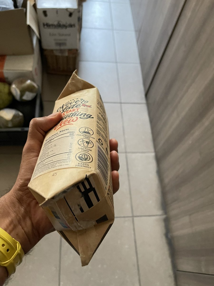 abbirdin's tweet photo. @urban_platter #expiredfood pls refund / replace https://t.co/c4zdDrV5bj