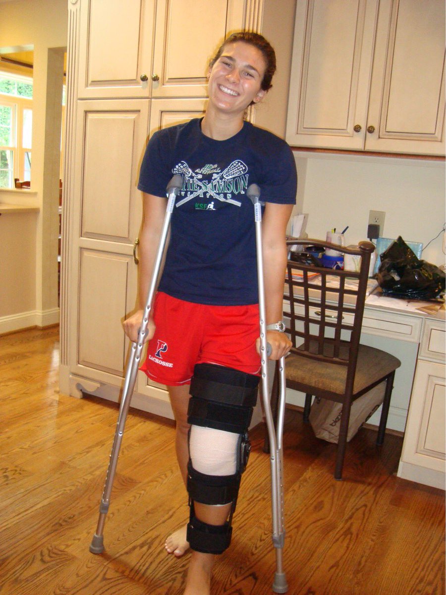 We may bend but we won’t break, LLB is founded on resilience. The Leadership Academy’s programming culminated in a capstone leadership project, where the girls come together to lead their communities by supporting causes like Hunger Relief, Women's Rights and Racial Injustice.