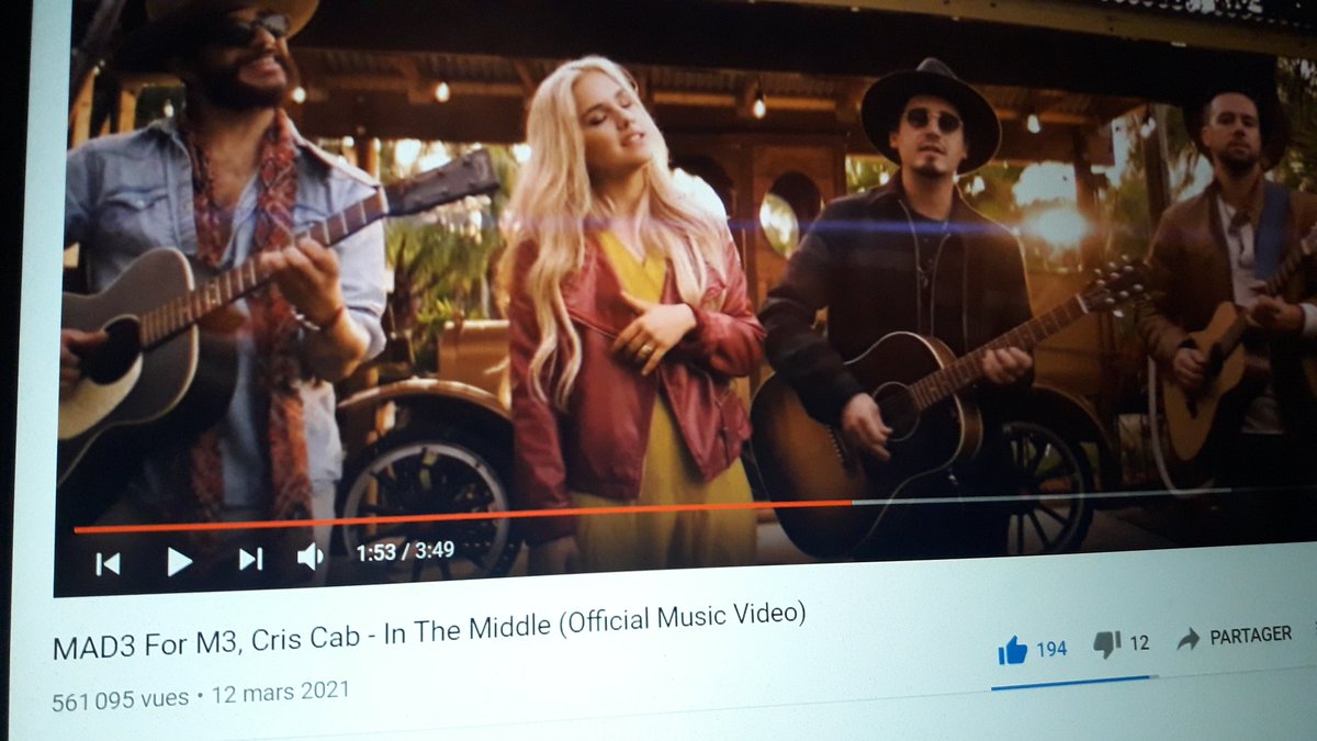 🇫🇷tellement  heureuse  du nombre  de  vu  de 
in the  Middle  
continuer  à  partager  regardez  soutenez c'est artistes  

🇬🇧so happy with the number of views from in the Middle
continue to share watch support it's artists is meter a pouse see the top 👍 
<a href="/criscab/">Cris Cab</a> <a href="/Mad3ForM3/">MadƐ for MƐ</a>