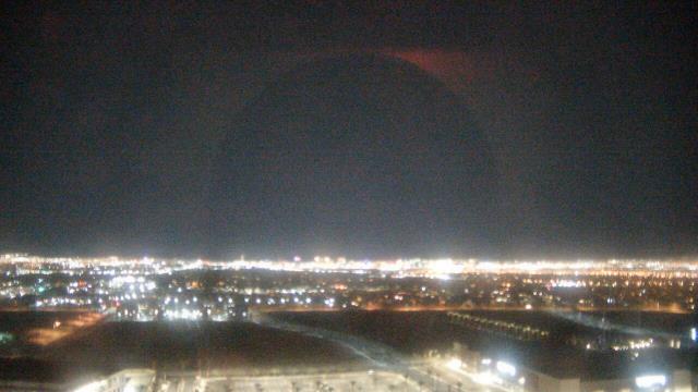 It's 48F in #LasVegas with clear skies &amp; winds at NW 10.36mph goo.gl/Woy1Lx