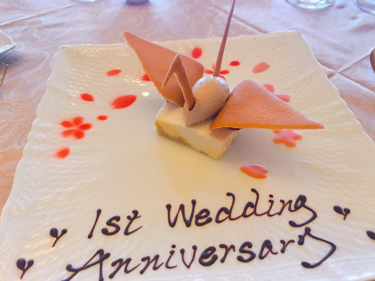 abo_163's tweet photo. 結婚記念日はベイホテルでランチしてニトリでお茶碗買いました🍽 https://t.co/ZEzAPrLw0t