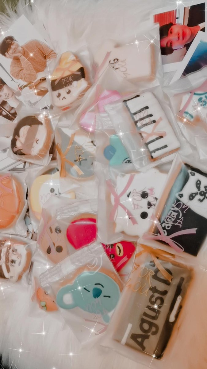 whoojn's tweet photo. Finally arrived 💜 This cookies so cute, i really happy for this cookies 💟👍🏻 Thank U @Beesuan2 for make this cookies 💜 and sure i will repeat order again 💟😭 #BeesBakeFeedback https://t.co/TxdYsM7Zqt