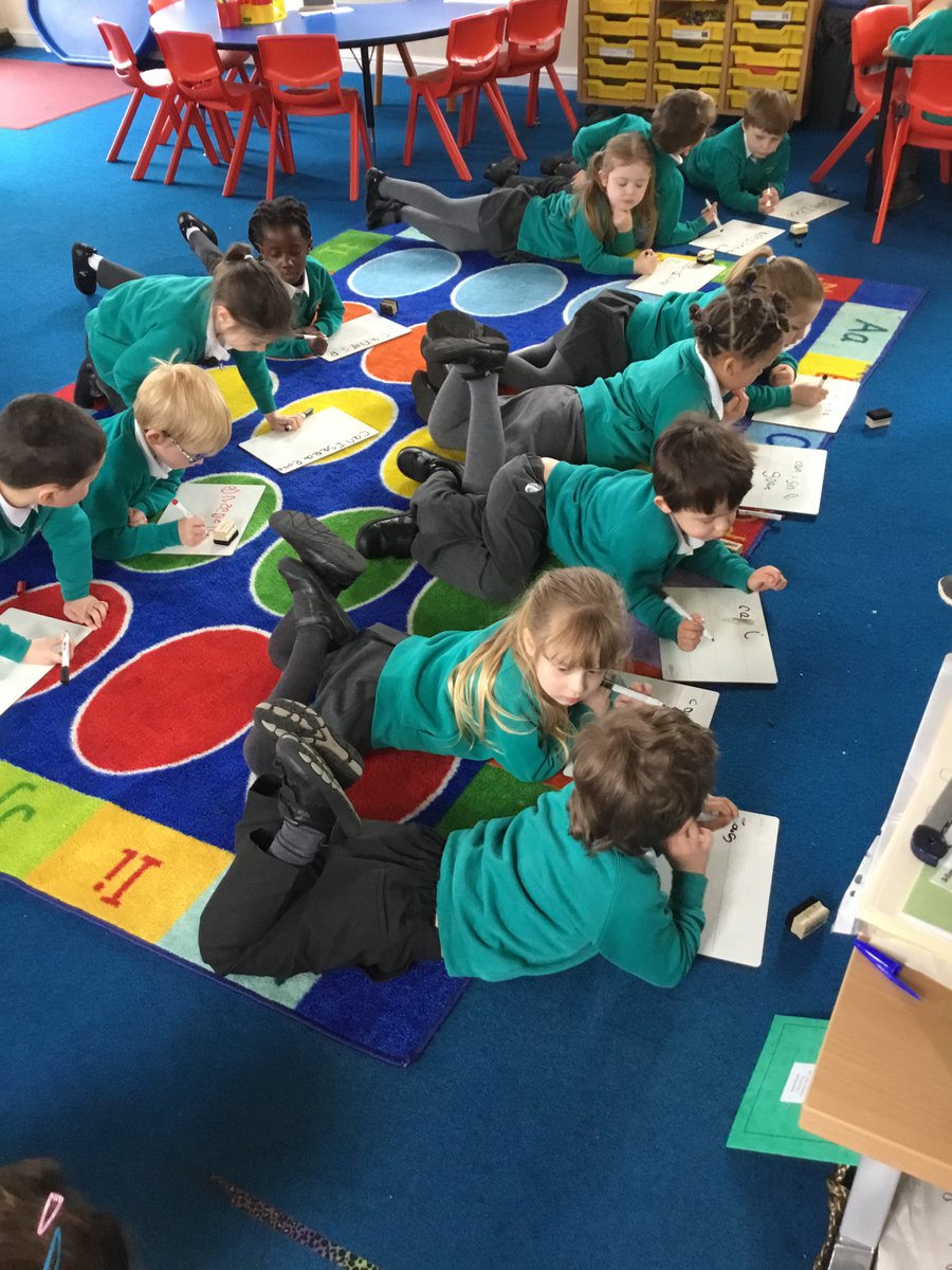StLeonardsDunst's tweet photo. Children in Early Years are working on their Phonics and Kinetic writing. #dunston #SUAT #EYFS #nursery #reception #penkridge #staffordshire #smallschool #churchschool https://t.co/Ni1yB8m8Yz