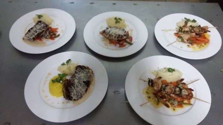 BillFence6's tweet photo. 🍛👨🏿🍳 #chefdays https://t.co/ytLNRk2aXF