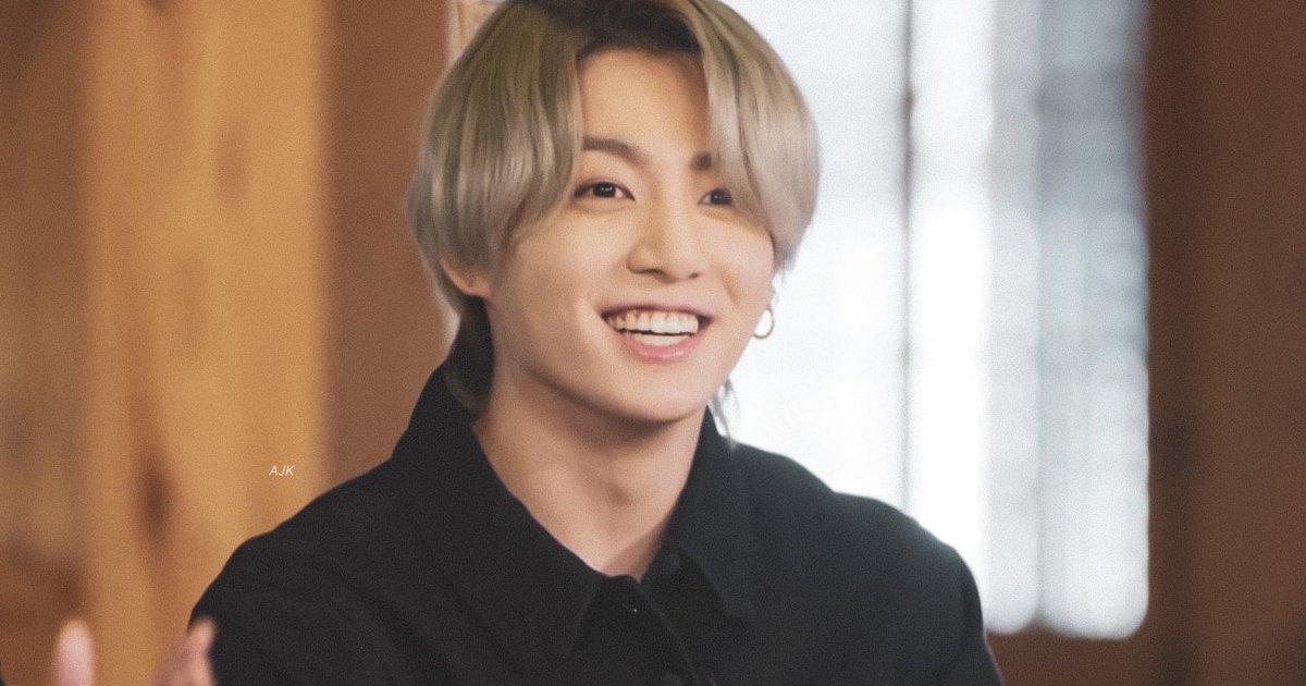 archiveforJK's tweet photo. most precious smile #JK https://t.co/bbHvvnoEXg