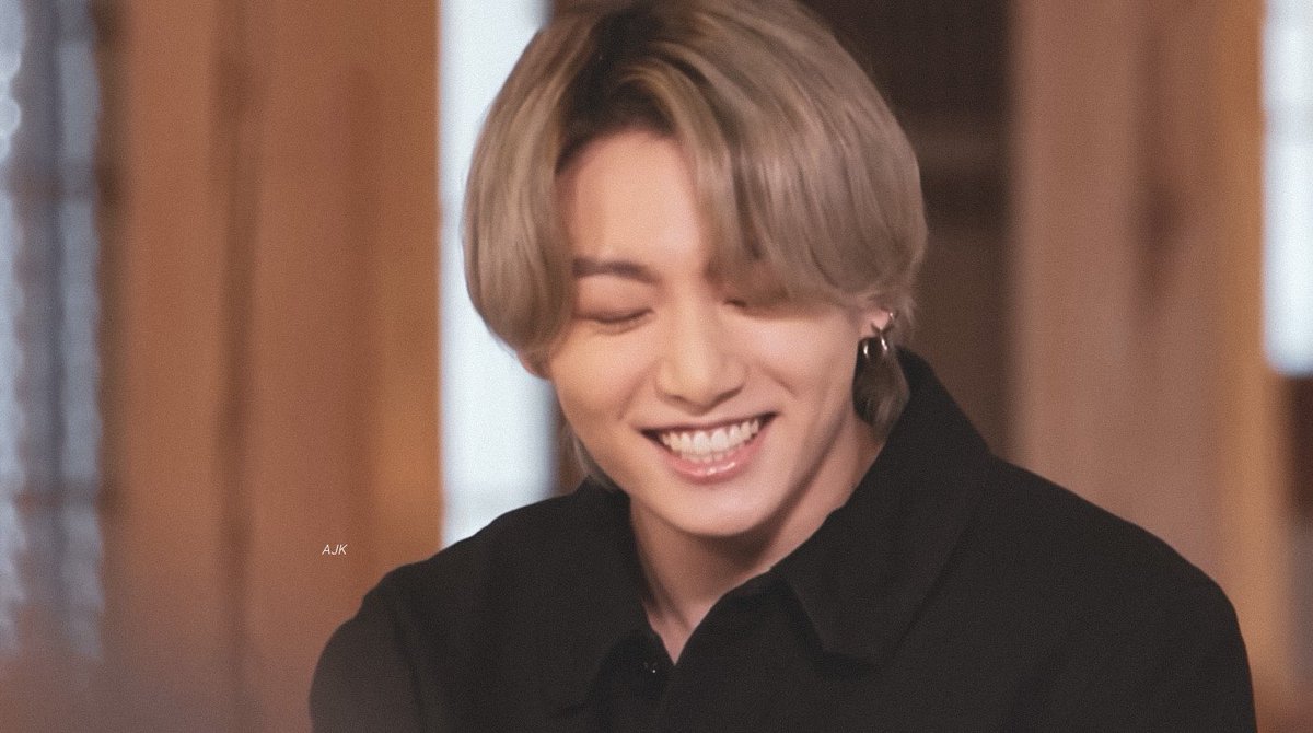 archiveforJK's tweet photo. most precious smile #JK https://t.co/bbHvvnoEXg