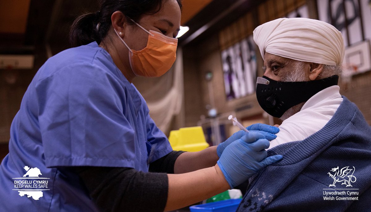 Welsh Government (@welshgovernment) on Twitter photo Over half of all eligible adults in Wales have now had their first dose 🙌
1,273,186 people in Wales have now had their first dose of the coronavirus vaccine.
346,058 people are now fully vaccinated.
Latest <a href="/PublicHealthW/">Public Health Wales</a> figures👇
public.tableau.com/profile/public…
📸: <a href="/shortandrounduk/">Short&Round</a> Over half of all eligible adults in Wales have now had their first dose 🙌
1,273,186 people in Wales have now had their first dose of the coronavirus vaccine.
346,058 people are now fully vaccinated.
Latest <a href="/PublicHealthW/">Public Health Wales</a> figures👇
public.tableau.com/profile/public…
📸: <a href="/shortandrounduk/">Short&Round</a>