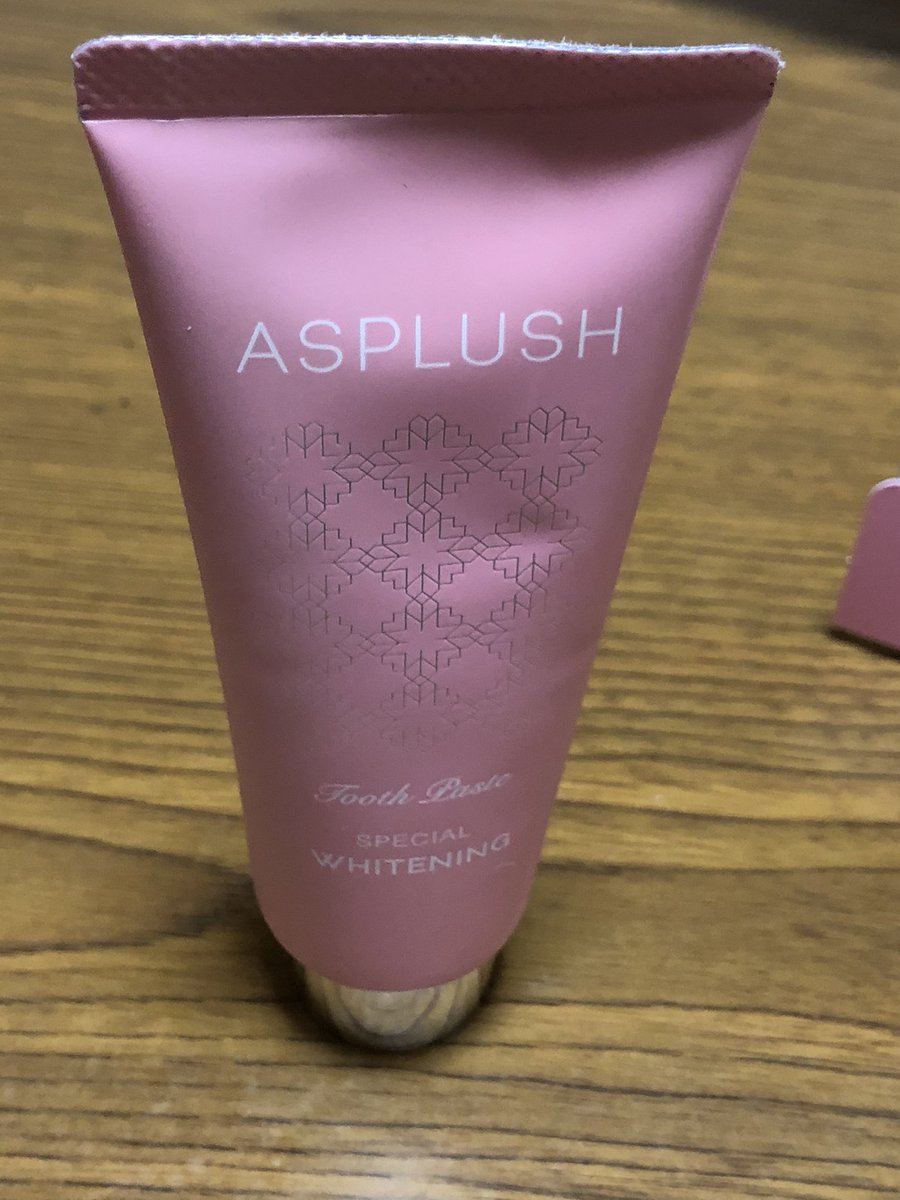 nam1154584887's tweet photo. CONTRIBUTION様(@CONTRIBUTIONJP )

ASPLUSH ピーチミント味届きました

ホワイトニングも虫歯、歯周病の予防もあるのはありがたい。年齢的にもしっかり歯周病対策は大事です〜

ありがとうございました❤️

ミント味で磨きやすい😊

#ASPLUSH  #アスプラッシュ　#CONTRIBUTION_PR #りいまま当選報告 https://t.co/ld3MNFyhC8