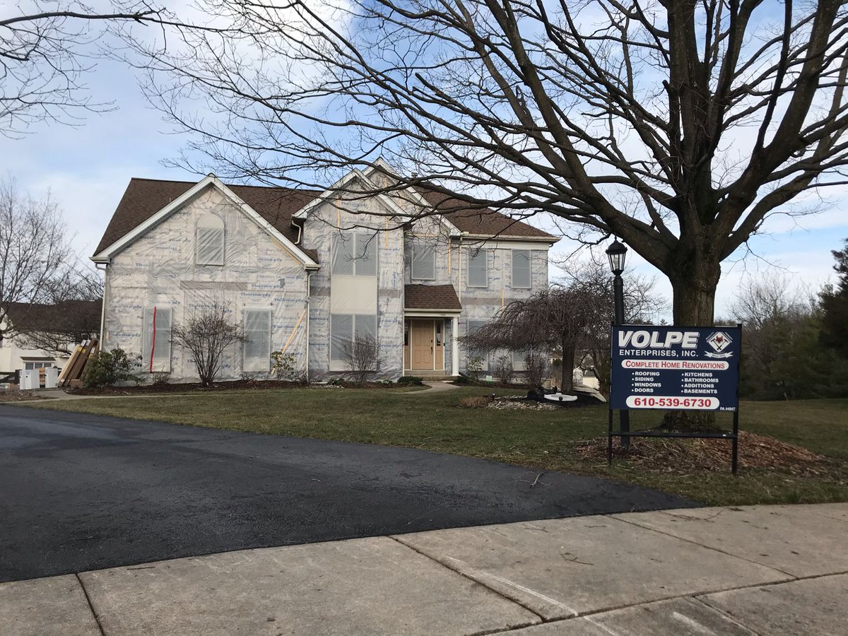 GoVolpe's tweet photo. Big #Audubon makeover project started! #Stucco remediation, #CDX, #AndersenWindows, #Provia Entry Door, #JamesHardie Plank, #CertainTeed Perimeter Vent, #Fascia, #Gutters, and #Drystack #ElDorado stone. Keep checking in for updates!
-
#montcopa #localbusiness #govolpe https://t.co/H30BJcCelX