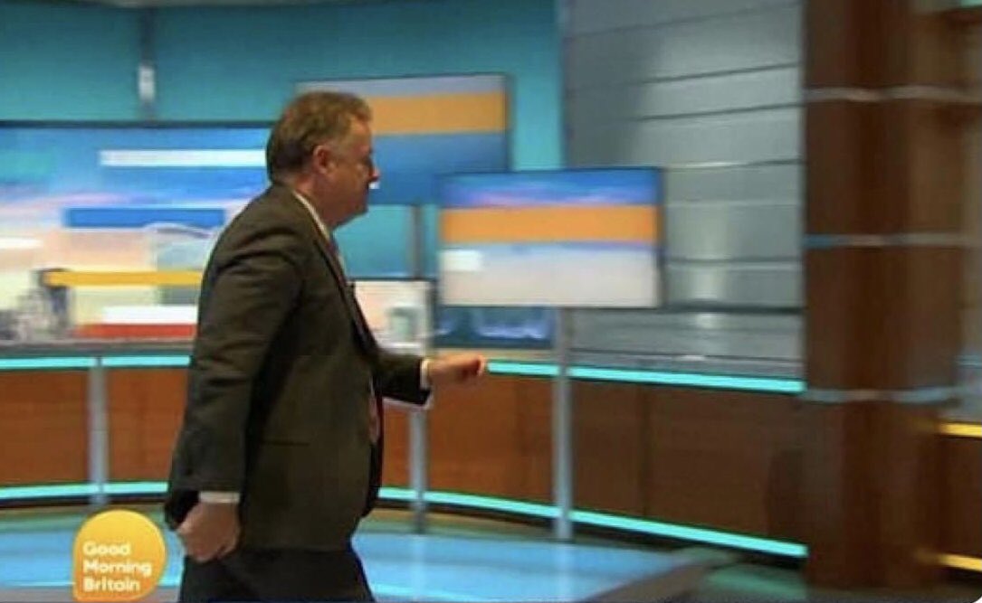 Me: I’m going to stay in this weekend and do my assignments.
Also me:
*sees slight bit of sunshine* 
Me heading down to Brighton Beach with a couple of tinnies: