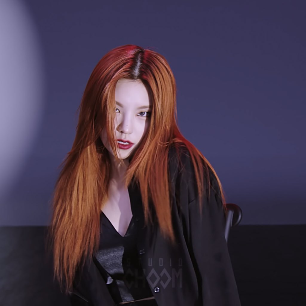 Aslında Yeji 🦄   Sahnede Yeji🔥
#YEJI #ITZY