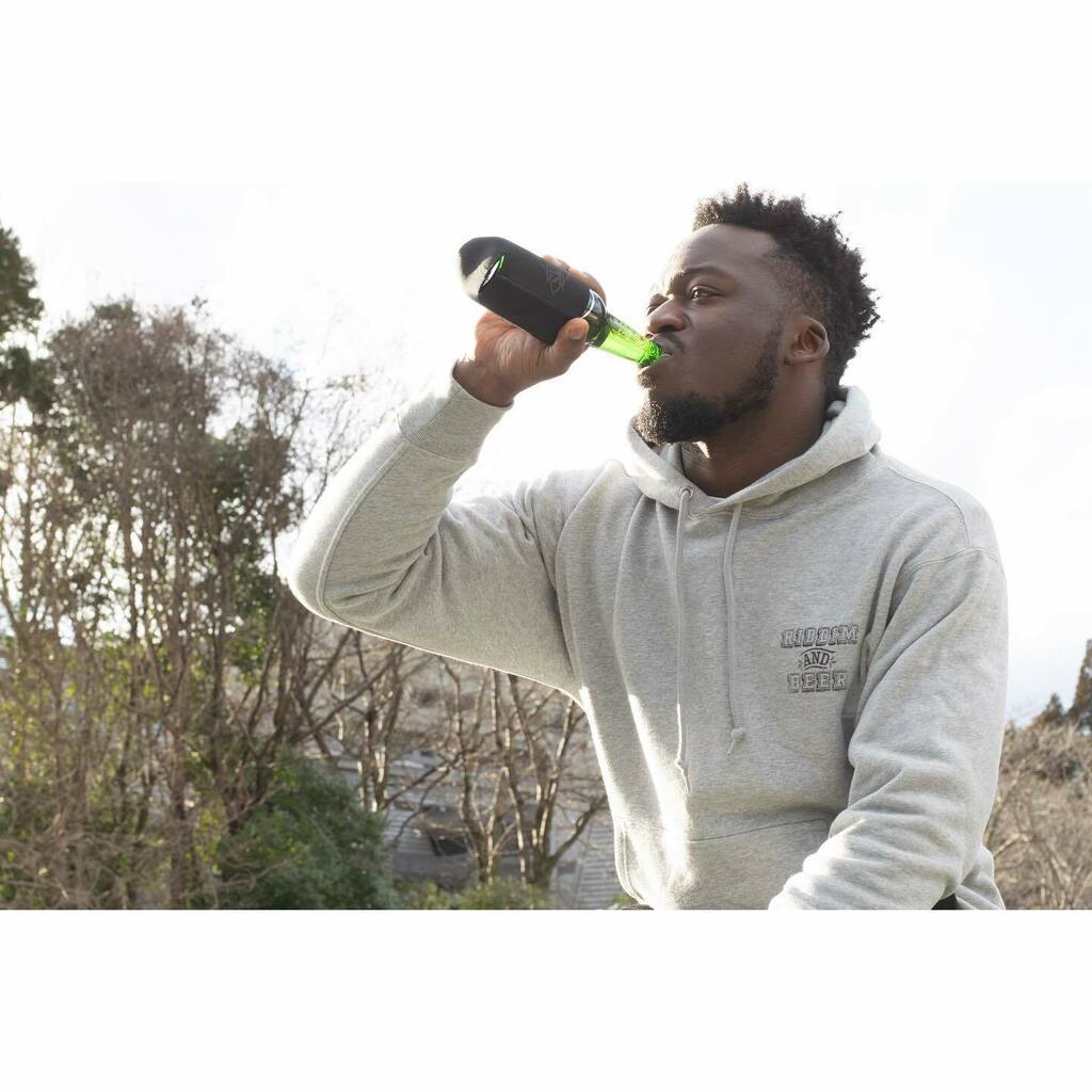 DefnutsClothing's tweet photo. .
Stay hungry. Stay foolish.

#riddim #beer #riddim&amp;beer #defnuts #スケートボード #サーフィン #chill #ハイネケン #reggae #レゲエ #hiphop #ヒップホップ https://t.co/8SJejH0t9E