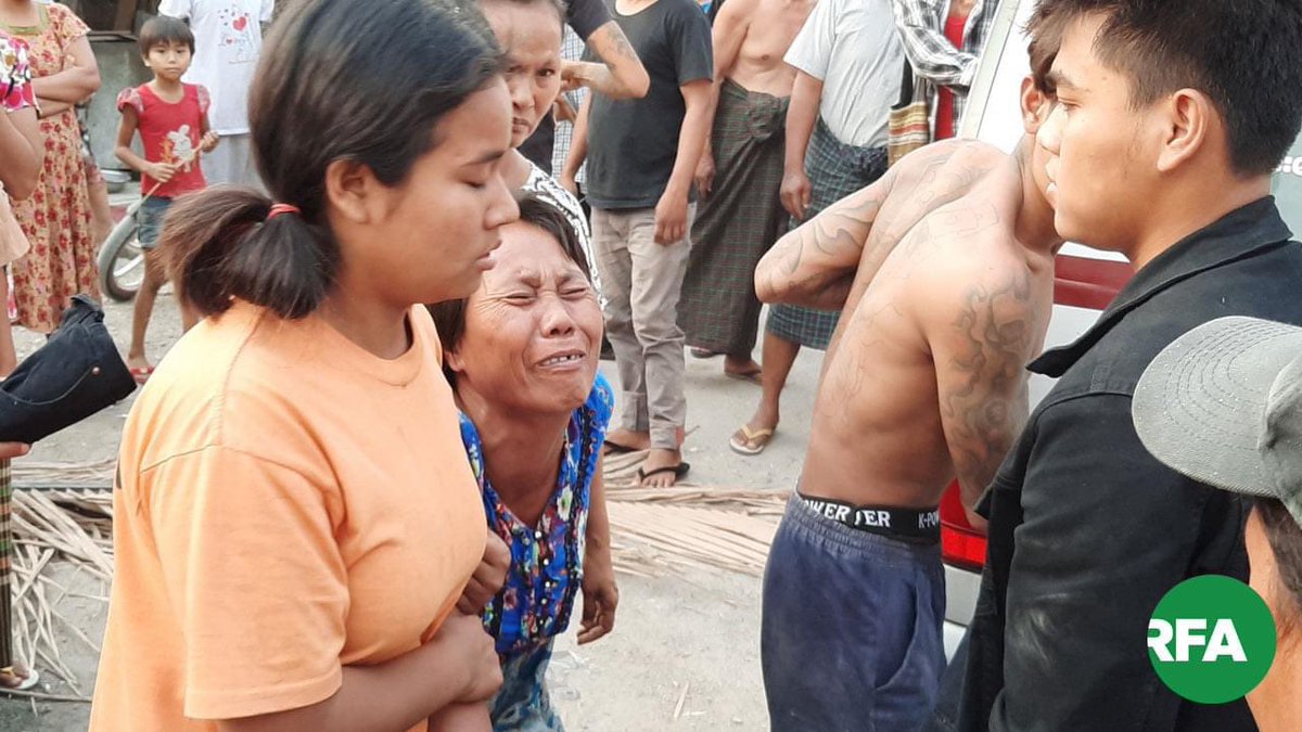 hannayuri_twt's tweet photo. The ultimate tragedy of Parents💔Nothing can be more devastating

 In Chan Mya Thar Si ward, Mandalay 15 year old Maung Tun Tun Aung was shot dead while going out of the house to fetch water for his mother.

STRENGTH OF UNITY
#WhatsHappeningInMyanmar  #Mar22Coup https://t.co/j2iT0GwN6u