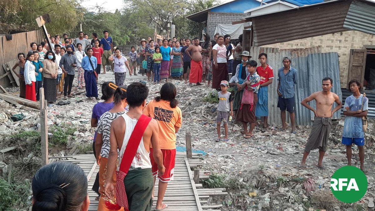 hannayuri_twt's tweet photo. The ultimate tragedy of Parents💔Nothing can be more devastating

 In Chan Mya Thar Si ward, Mandalay 15 year old Maung Tun Tun Aung was shot dead while going out of the house to fetch water for his mother.

STRENGTH OF UNITY
#WhatsHappeningInMyanmar  #Mar22Coup https://t.co/j2iT0GwN6u