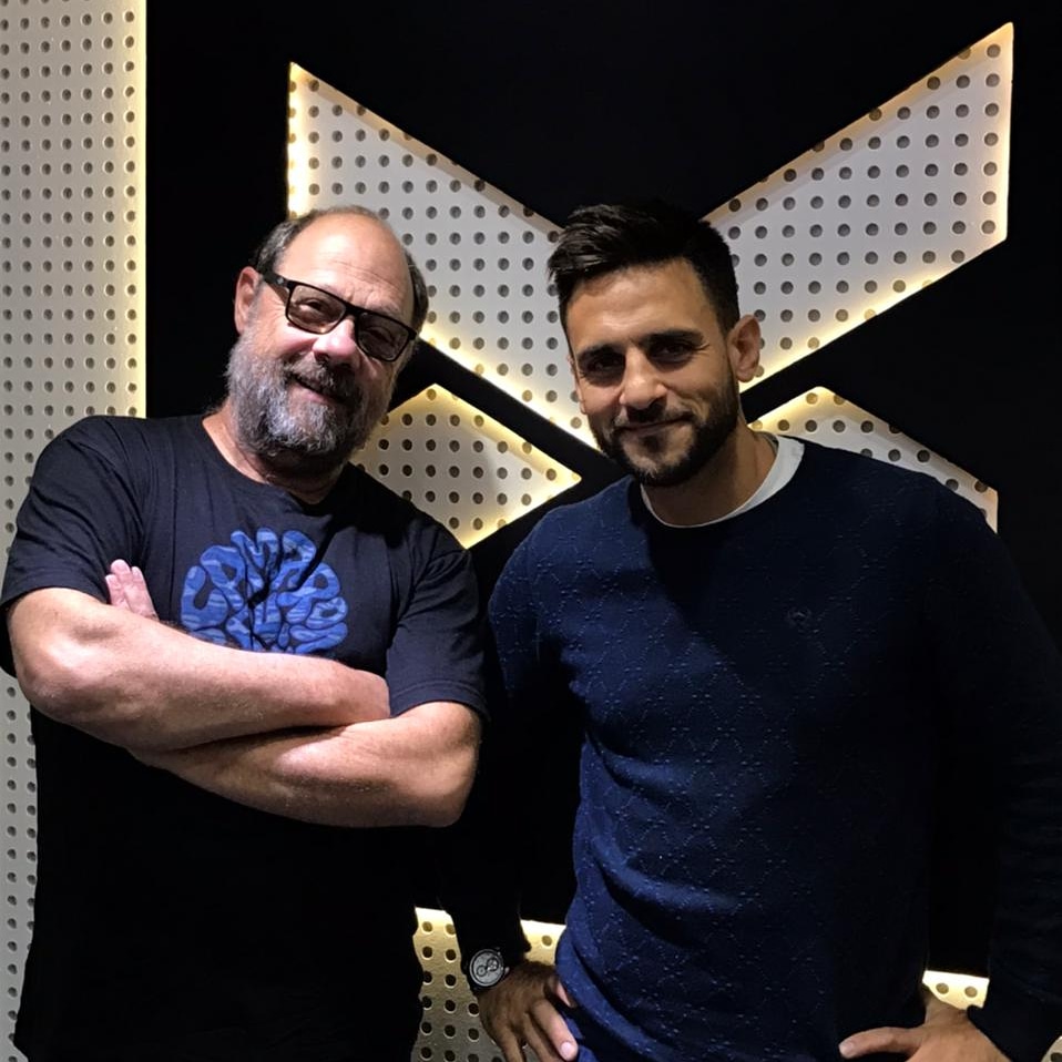 uemradio's tweet photo. Buen lunes ‼️ #PonéLaRadio 🤘 Ahora con @ClaudioSocolsky al aire de 𝗨𝗡𝗢 𝗘𝗡𝗧𝗥𝗘 𝗠𝗜𝗟  con la conducción de @jmalmada ‼️

👊 Sumate de de 9 a 11  por  #VorterixRosario 104.1 

👊 Escuchanos en 📻 https://t.co/TYbNRFDKBK 

👊 Mensaje al 341 503 5552 https://t.co/0hqqPkFkXh
