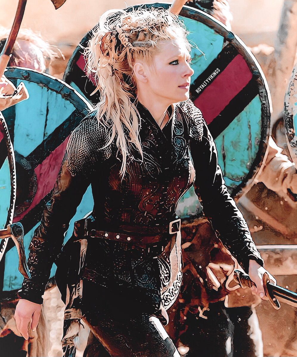royaltyvikings's tweet photo. love of my life 🤍 https://t.co/cq7oWOvye9