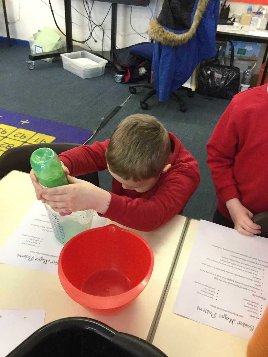 dosbarthcardiff's tweet photo. What a fantastic morning we have had, carefully reading instructions and measuring ingredients to make our own invisibility magic potion for the Easter bunny! @LlanmartinPrim #creativecontributors #ambiouscapablelearners #potionmaking #potions #learningthroughplay https://t.co/2dSjOvUmUM
