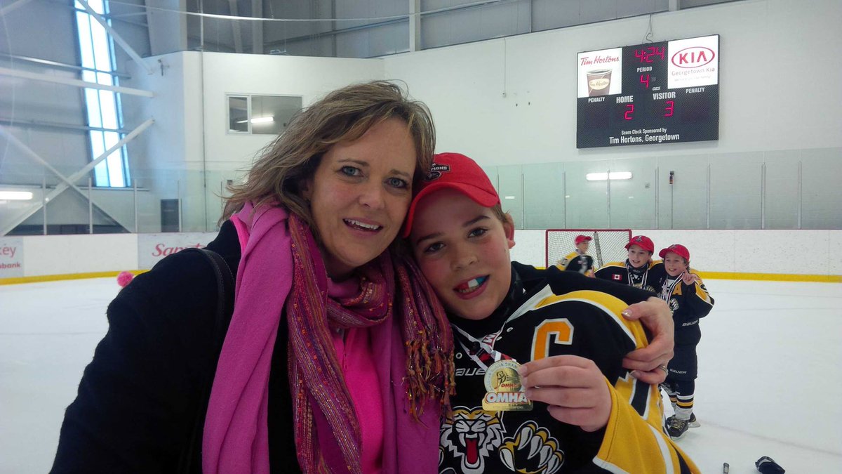 LFLY1's tweet photo. @RenfrewWolves look at this little #8 ... perhaps the start of the hockey fire inside of him? :) #hockeymom https://t.co/yNroyLSvwD